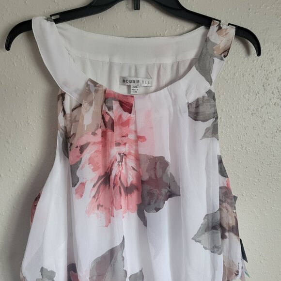 Robbie Bee Woman's Dress - Picture 4 of 6